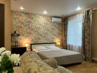 Гостиница Матрёшка Тольятти Классический четырехместный номер-1