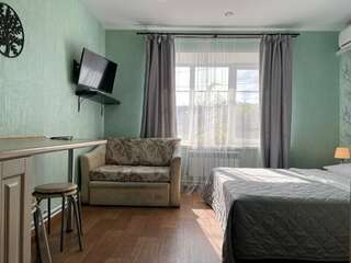 Гостиница Матрёшка Тольятти Классический трехместный номер-1