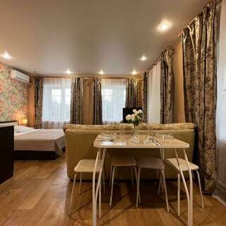 Гостиница Матрёшка Тольятти Стандарт Плюс с двуспальной кроватью и двуспальным диваном-4