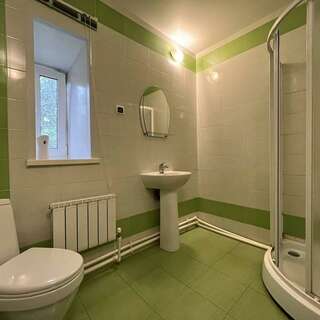 Гостиница Матрёшка Тольятти Стандарт с двуспальной кроватью-5