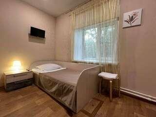 Гостиница Матрёшка Тольятти Бюджетный одноместный номер-4