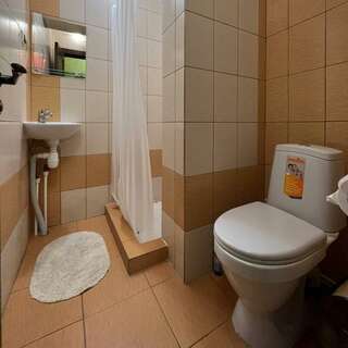 Гостиница Матрёшка Тольятти Стандарт с двумя односпальными кроватями-8